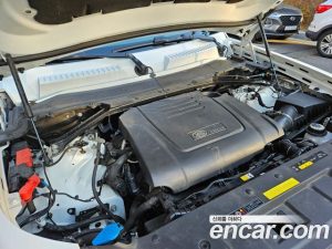 Land Rover Defender 110 P300 X- SE 2023 года из Южной Кореи