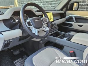 Land Rover Defender 110 P300 X- SE 2023 года из Южной Кореи