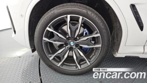 BMW X4 xDrive20i M Sport 2025 года из Южной Кореи