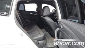 BMW X4 xDrive20i M Sport 2025 года из Южной Кореи