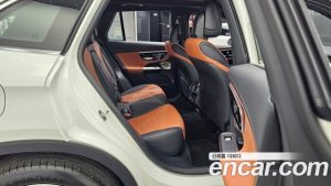Mercedes-Benz GLC-Class GLC300 4MATIC AMG Line 2024 года из Южной Кореи