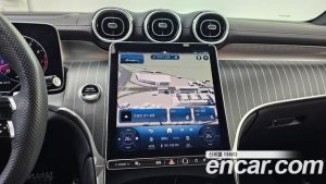 Mercedes-Benz GLC-Class GLC300 4MATIC AMG Line 2024 года из Южной Кореи