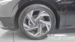 Hyundai AVANTE Inspiration 2024 года из Южной Кореи