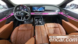 BMW 7-Series 740i xDrive M Sport 2025 года из Южной Кореи