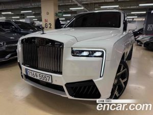 Rolls-Royce Cullinan 6.7 V12 Black Badge 2022 года из Южной Кореи