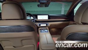 Genesis G90 Бензин 3.5 Turbo AWD 2025 года из Южной Кореи