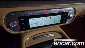 Genesis G90 Бензин 3.5 Turbo AWD 2025 года из Южной Кореи