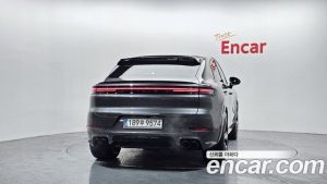 Porsche Cayenne 3.0 Coupe 2024 года из Южной Кореи