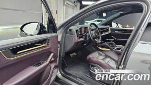 Porsche Cayenne 3.0 Coupe 2024 года из Южной Кореи