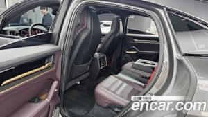 Porsche Cayenne 3.0 Coupe 2024 года из Южной Кореи