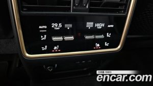 Porsche Cayenne 3.0 Coupe 2024 года из Южной Кореи