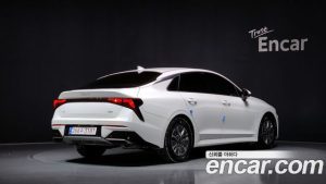 Kia K5 Prestige 2024 года из Южной Кореи
