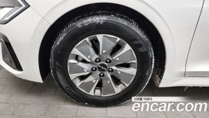 Kia K5 Prestige 2024 года из Южной Кореи