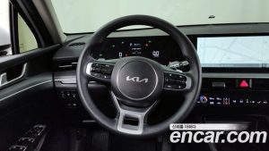 Kia K5 Prestige 2024 года из Южной Кореи