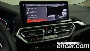 BMW X4 xDrive20i xLine 2023 года из Южной Кореи
