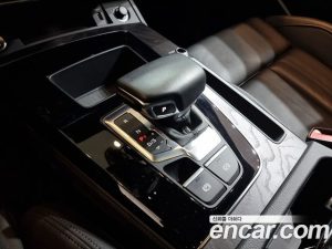 Audi Q5 45 TFSI 4WD Premium Sportback 2023 года из Южной Кореи