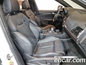 Audi Q5 45 TFSI 4WD Premium Sportback 2023 года из Южной Кореи