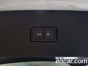 Audi Q5 45 TFSI 4WD Premium Sportback 2023 года из Южной Кореи