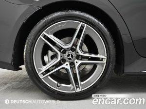 Mercedes-Benz CLS-Class CLS300d 4MATIC 2023 года из Южной Кореи