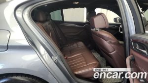 BMW 5-Series 523d xDrive M Sport 2023 года из Южной Кореи