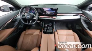 BMW 5-Series 530i xDrive M Sport 2025 года из Южной Кореи