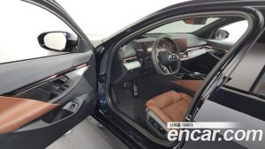 BMW 5-Series 530i xDrive M Sport 2025 года из Южной Кореи