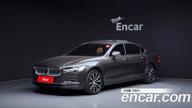 Volvo S90 B5 ULTIMATE Bright 2023 года из Кореи