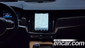 Volvo S90 B5 ULTIMATE Bright 2023 года из Южной Кореи