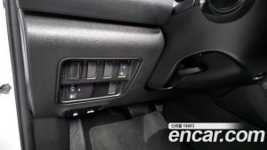 Renault-KoreaSamsung QM6 2.0 GDe LE Signature 2WD 2023 года из Южной Кореи