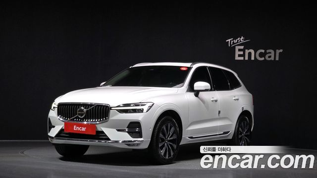 Volvo XC60 B5 ULTIMATE Bright 2024 года из Кореи