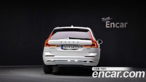 Volvo XC60 B5 ULTIMATE Bright 2024 года из Южной Кореи