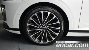 Hyundai Grandeur Calligraphy 2024 года из Южной Кореи