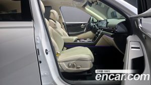 Genesis GV80 2.5T Бензин AWD 2025 года из Южной Кореи