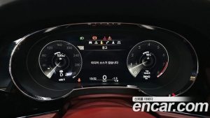 Bentley Bentayga 4.0 V8 Azure 2023 года из Южной Кореи