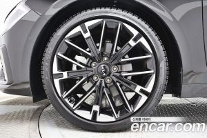 Kia K5 1.6 Turbo 2024 года из Южной Кореи