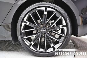 Kia K5 1.6 Turbo 2024 года из Южной Кореи