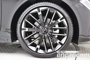 Kia K5 1.6 Turbo 2024 года из Южной Кореи