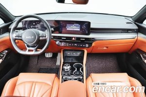 Kia K5 1.6 Turbo 2024 года из Южной Кореи