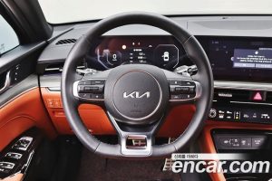 Kia K5 1.6 Turbo 2024 года из Южной Кореи