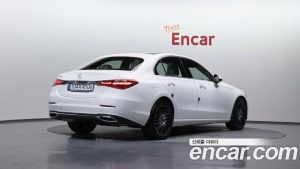 Mercedes-Benz C-Class C200 Avantgarde 2025 года из Южной Кореи