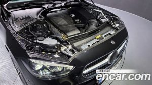 Mercedes-Benz C-Class C200 Avantgarde 2025 года из Южной Кореи