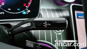 Mercedes-Benz C-Class C200 Avantgarde 2025 года из Южной Кореи