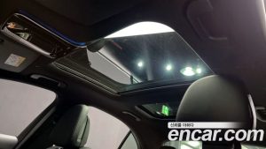 Mercedes-Benz C-Class C200 Avantgarde 2025 года из Южной Кореи