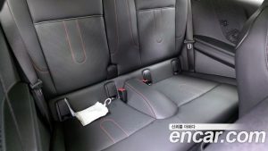 Mini Cooper JCW 2025 года из Южной Кореи