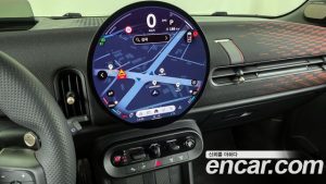 Mini Cooper JCW 2025 года из Южной Кореи