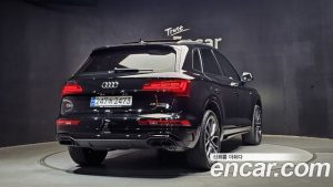 Audi Q5 45 TFSI 4WD Premium 2024 года из Южной Кореи