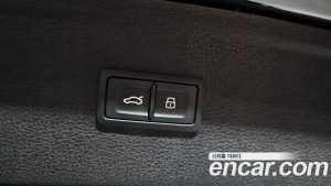 Audi Q5 45 TFSI 4WD Premium 2024 года из Южной Кореи