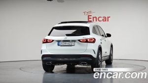 Mercedes-Benz GLA-Class GLA250 4MATIC 2023 года из Южной Кореи