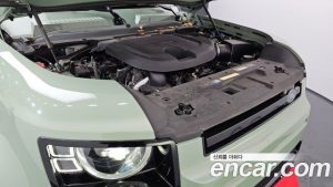 Land Rover Defender 110 D300 75th Edition 2023 года из Южной Кореи