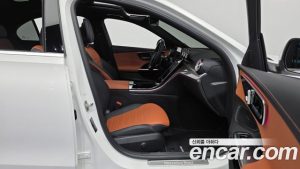 Mercedes-Benz C-Class C200 AMG Line 2025 года из Южной Кореи